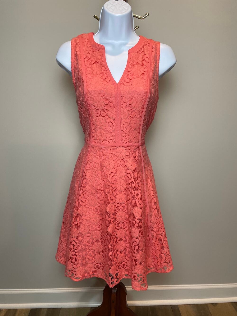 Lauren Conrad Dress Size 10 Coral Lace Fit & Flare Sleeveless V Neck Lined